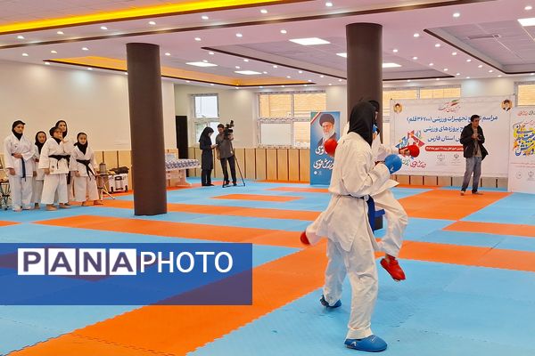 ایجاد انگیزه در دانش‌آموزان ورزشکار با سالن ورزشی مناسب
