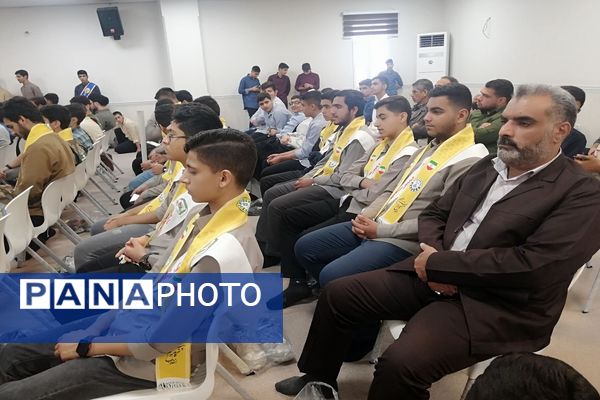 دیدار نماینده ولی فقیه در خوزستان با تشکل‌های دانش‌آموزی
