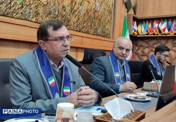 روز اول نشست هم‌اندیشی مسئولین سازمان دانش‌آموزی استان فارس