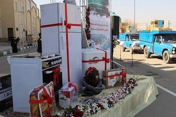 اهدای جهیزیه به نوعروس خدابنده‌ای