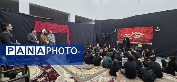 بازدید مدیر آموزش‌وپرورش شهرستان بافق از اعتکاف دانش‌آموزان