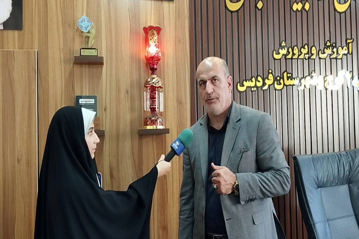 مدیران و دانش آموزان مدارس در راه اندازی پویش «سهم من شوق تحصیل تو» نقش مهمی دارند