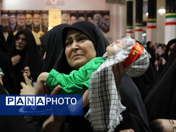 گهواره‌های عاشورایی و لالایی مادران همنوا با کودکان شهید
