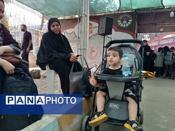 موکب «هم‌قدم تا حرم»؛ میعادگاه خادمان دانش‌آموز