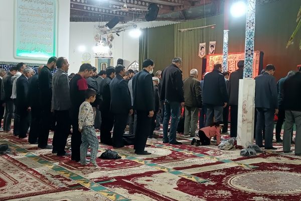 تشییع پیکر شهید گمنام در شهرستان کاشمر 