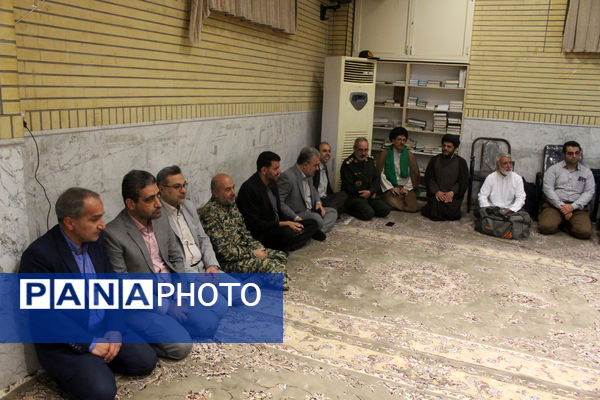 اعزام نخستین گروه از دختران دانش‌آموز ناحیه یک قم به اردوی راهیان نور