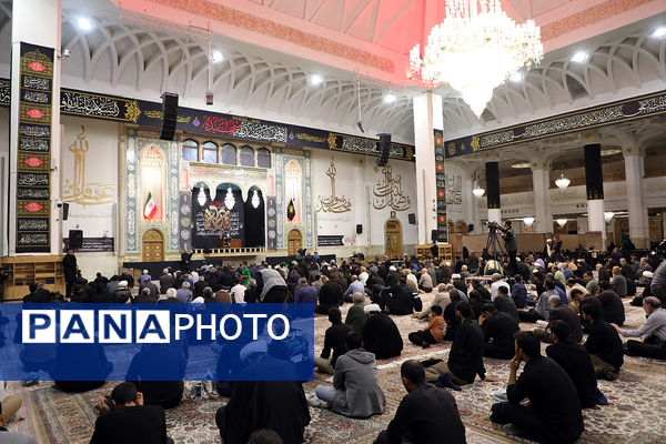 حرم کریمه اهل بیت در  شام شهادت حضرت زهرا(س)