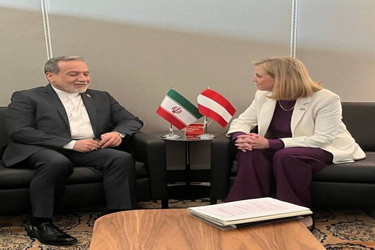 اعلام آمادگی اتریش برای مساعدت در ارتباط با حل و فصل پرونده هستهای ایران