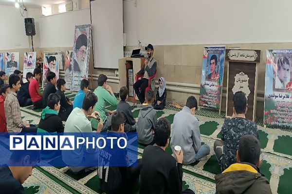 پاسخ به سوالات دانش‌آموزان در رابطه با عملیات وعده صادق