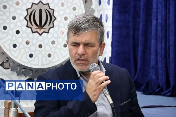 آیین وحدت‌بخش نماز عبادی سیاسی جمعه در مصلی امام خمینی(ره) ماهدشت 