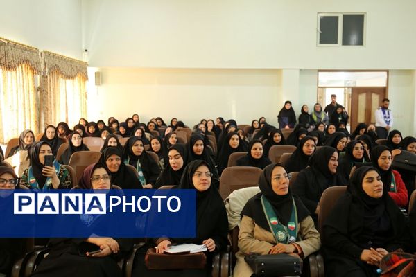 دوره تربیت مربی پیرامید و نظم گروهی استان آذربایجان شرقی