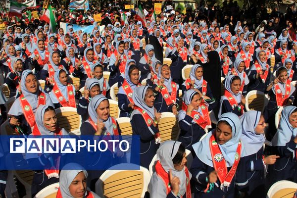 تجلی اقتدار مردم بهارستان در راهپیمایی ۱۳ آبان