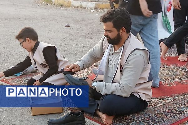 برپایی موکب "عشاق الحسین(ع) " سازمان دانش‌آموزی شهرستانهای تهران در مسیر زائران اربعین