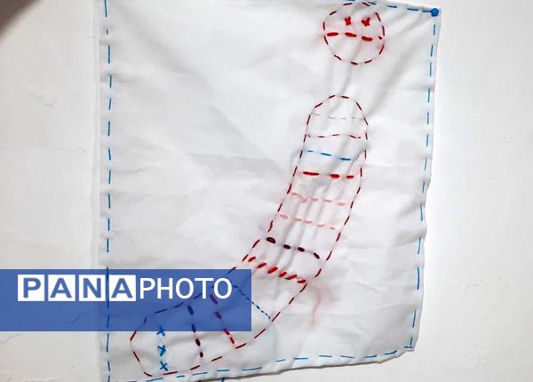 وقتی معلم، خیاط می‌شود