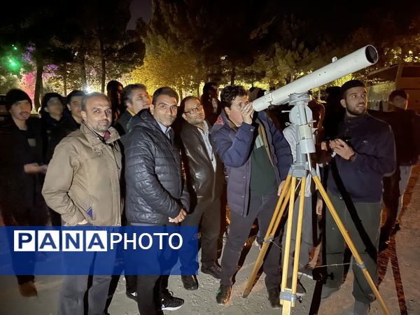 رصد ستارگان دانش آموزان دبیرستان شاهد ابوذر غفاری