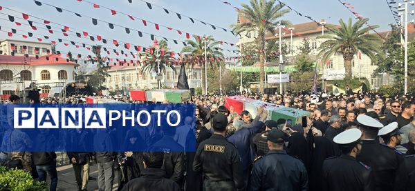 مراسم تشییع پیکر هفت شهید گمنام در رشت