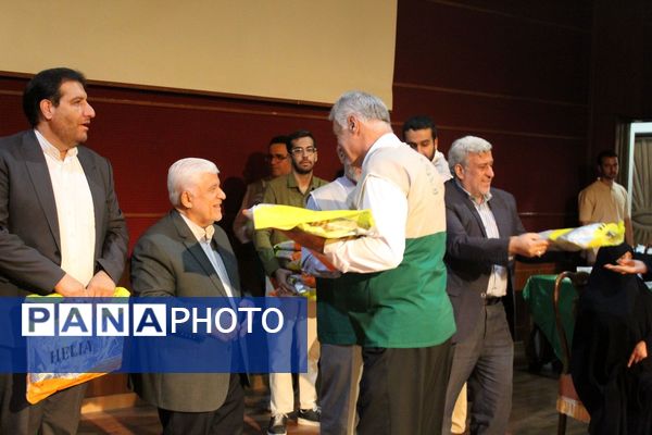 همایش خدمتی به وسعت قرآن به مناسبت نهمین سالروز تاسیس کانون تخصصی قرآنی رضوی در استان البرز