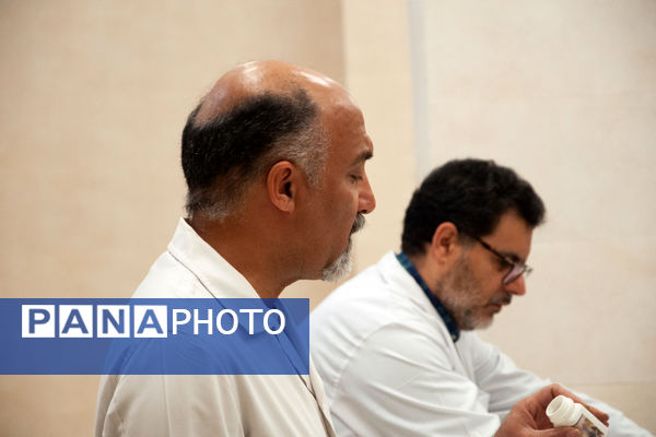 کارگاه استانی<طراحی آزمایش‌های جذاب و کاربردی>ویژه دبیران شیمی 