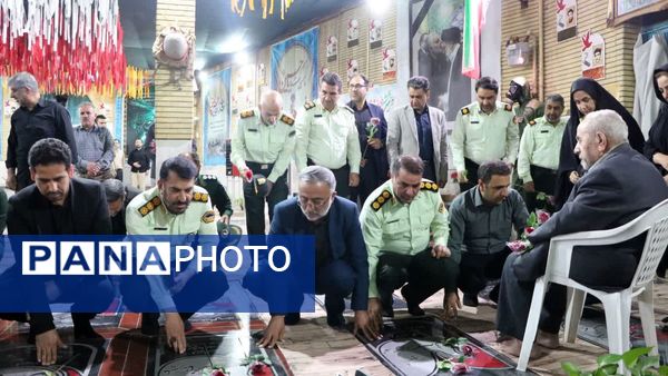  مراسم بزرگداشت رئیس‌جمهور شهید و همراهانش در گلزار شهدای شهرستان دلیجان