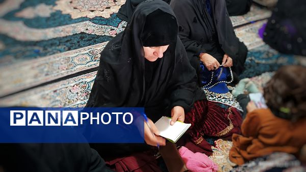 جلسات تفسیر قرآن در منازل مردم شهرستان مارگون