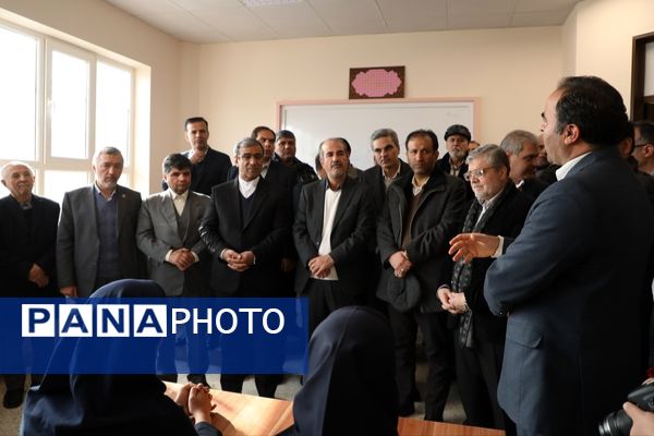 افتتاح هنرستان دخترانه ۱۲ کلاسه در  طرق 