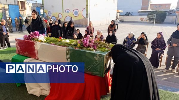 طنین سلام دانش‌آموزان بندرترکمن به شهدای خوشنام