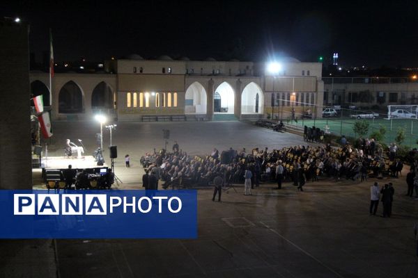 همایش فارغ التحصیلان دبیرستان ماندگار ایرانشهر ناحیه یک یزد