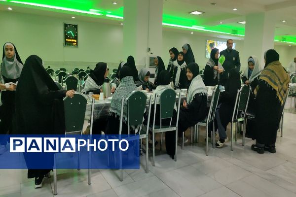 مهمانسرای حرم امام رضا (ع) میزبان ۱۰۰۰ دانش‌آموز از مدارس ناحیه یک مشهد 