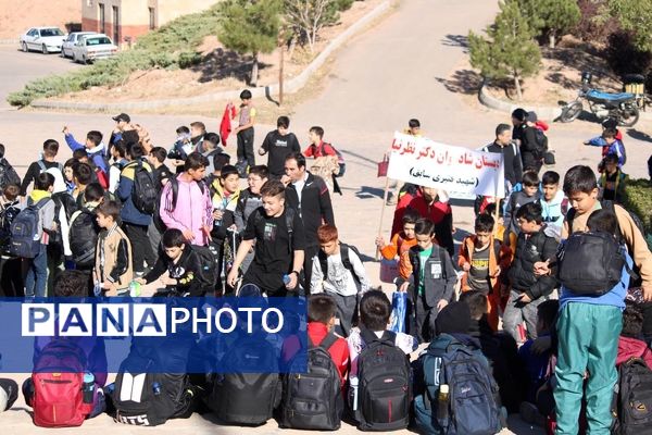 همایش کوه‌روی دانش‌آموزان پسر نواحی پنجگانه تبریز