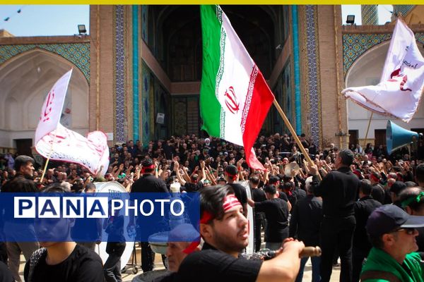مراسم عاشورای حسینی در مشهد اردهال کاشان