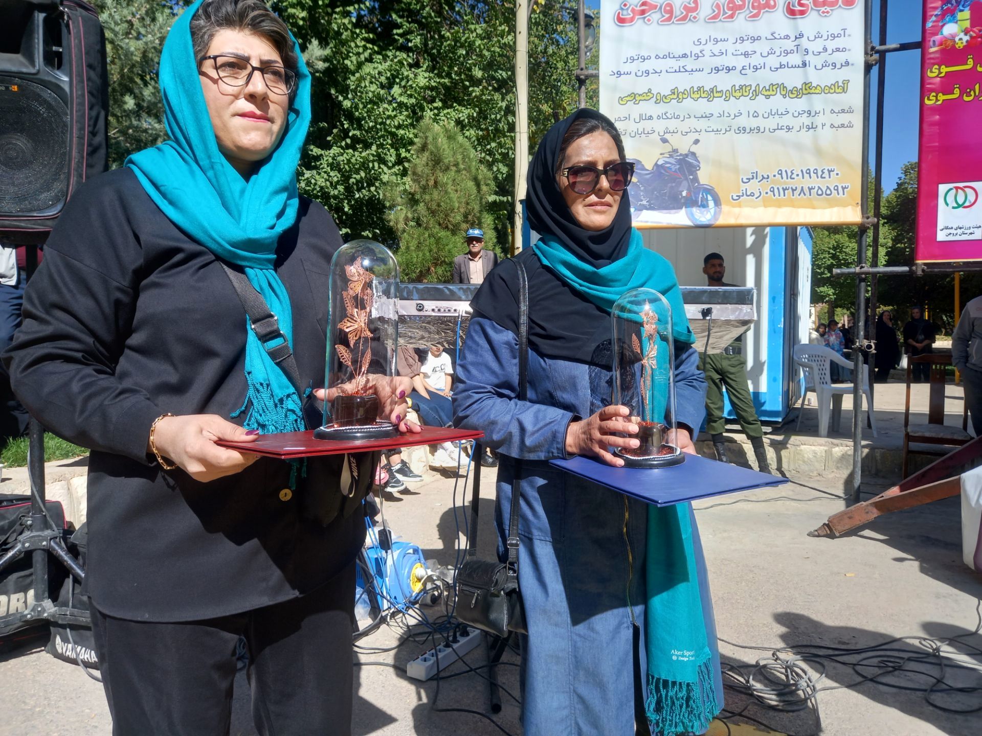 همایش پیاده‌روی خانوادگی در منطقه گردشگری سیاسرد بروجن