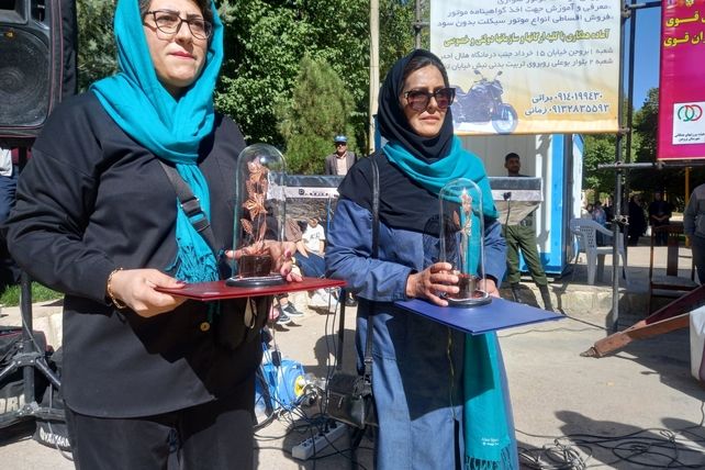 همایش پیاده‌روی خانوادگی در منطقه گردشگری سیاسرد بروجن