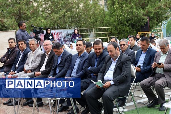 جشن شکوفه‌ها در آذربایجان غربی
