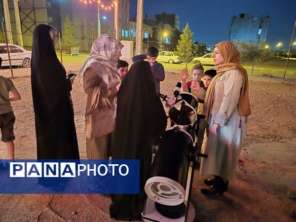 رصد ماه گرفتگی باتلسکوپ در هیئت الزهرا نیشابور 