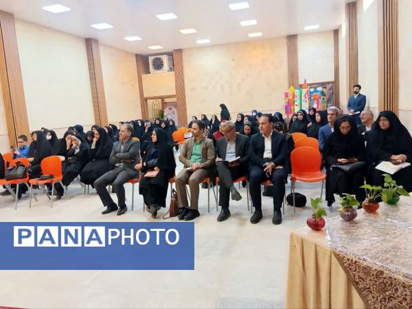 جلسه پرسش و پاسخ مدیران کودکستان‌ها با مدیرکل آموزش و پرورش استان یزد