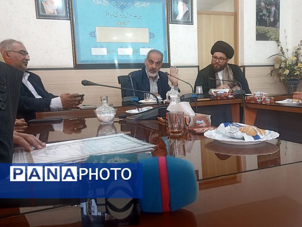دیدار خبرنگاران پانا با مدیر آموزش و پرورش ناحیه 3 قم