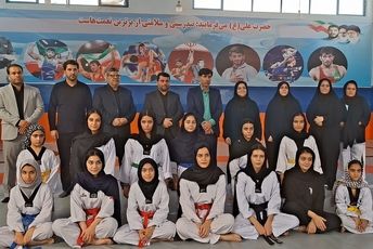 نوسازی و بهسازی تشک کشتی سالن پوریای ولی مجتمع ورزشی شهید فرزنگان قرچک