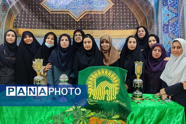 حضور خادمین آستان قدس رضوی در مدرسه شاهد کوثر رباط‌کریم به مناسبت دهه کرامت