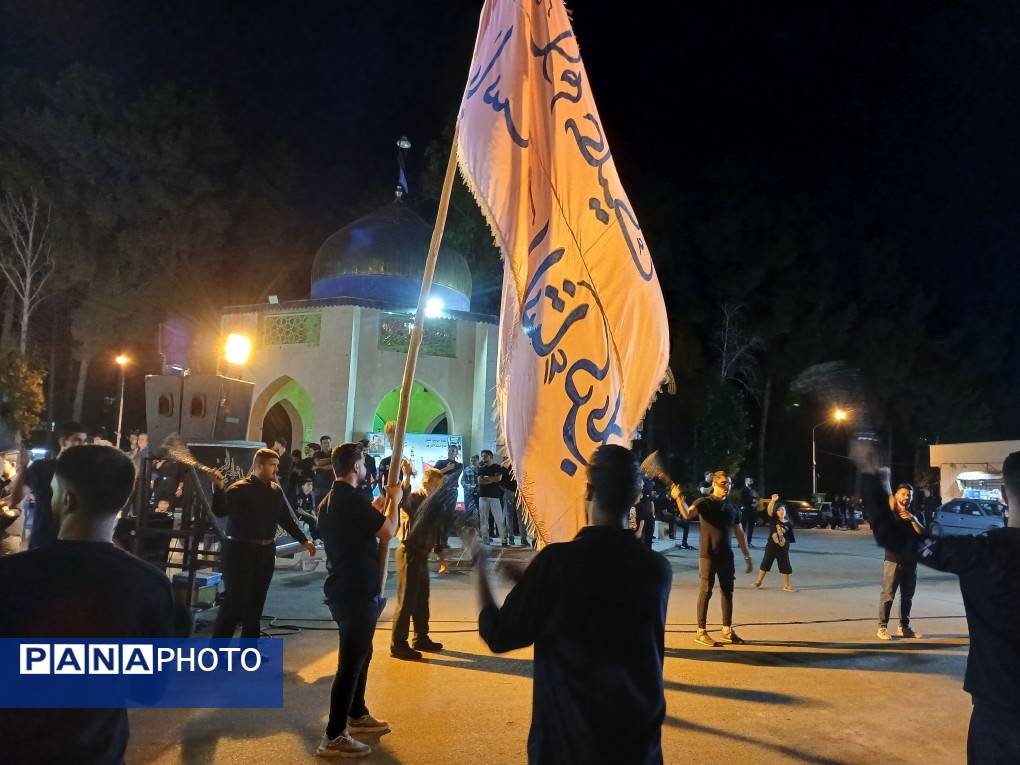 مراسم عزاداری شب عاشورا در پایگاه هوایی شهید دوران شیراز