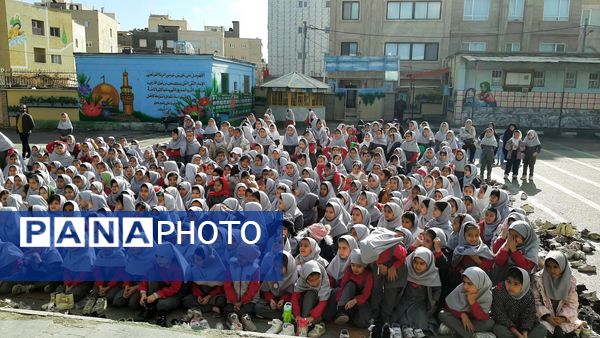 اجرای برنامه فرهنگی و عروسکی پیک دانایی در دبستان نیایش