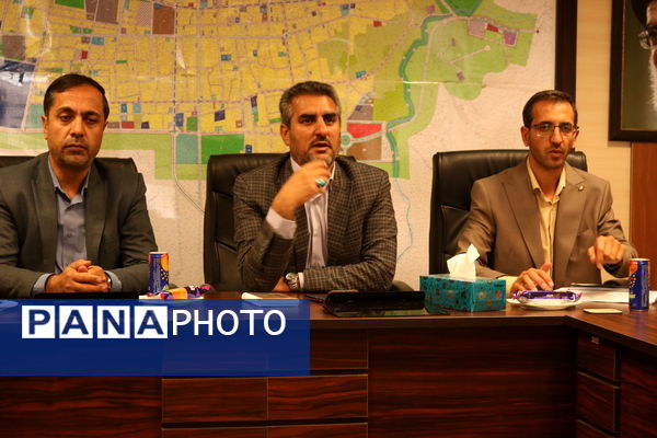 جلسه شورای دانش‌آموزی <a href=