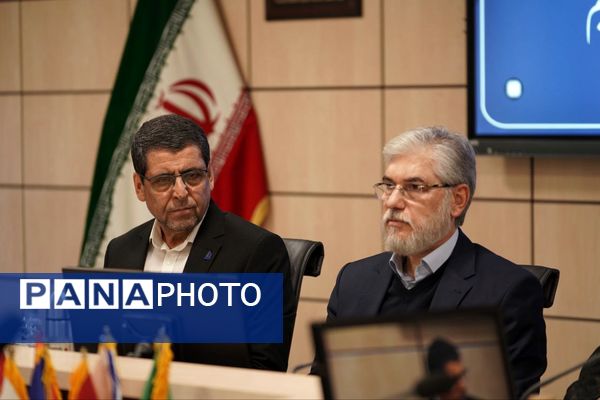 هم‌اندیشی بسیج اساتید با وزیر علوم، تحقیقات و فناوری مشهد