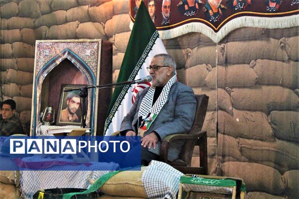 گرامیداشت یاد و خاطره ۱۵ شهید والامقام روستای مومن آباد قم