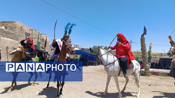 تعزیه‌خوانی روز عاشورا در روستای سلطان میدان خراسان رضوی