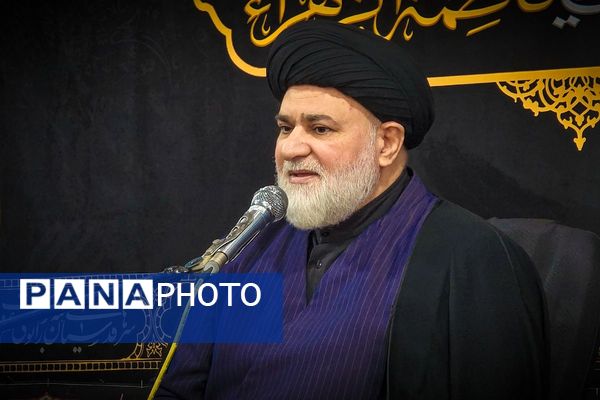 طنین نوای عشق و عزا؛ مراسم عزاداری دهه دوم فاطمیه در مدارس بهارستان‌دو