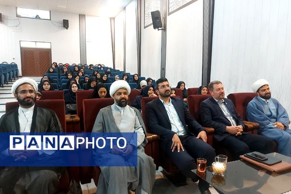 مراسم تجلیل از معاونین پرورشی، مربیان تربیتی و مشاورین مدارس منطقه کهریزک 