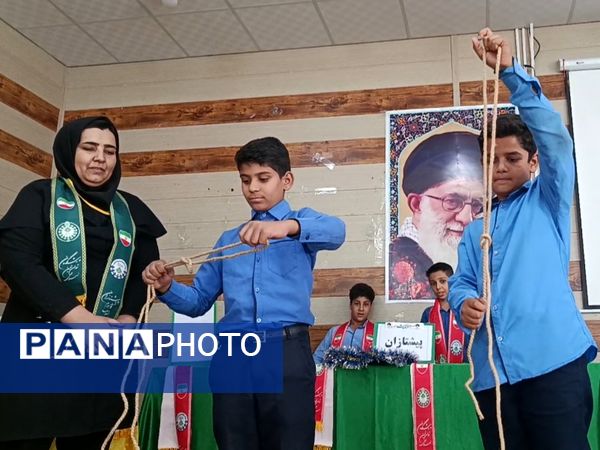 کارگاه معرفی سازمان دانش‌آموزی حاجی‌آباد