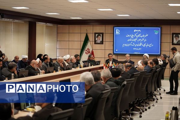 هم‌اندیشی بسیج اساتید با وزیر علوم، تحقیقات و فناوری مشهد