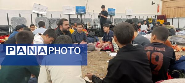 اعتکاف پسران نسل آفتاب