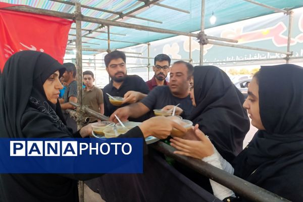 فعالیت موکب طریق الحسین در اسلام آباد غرب 